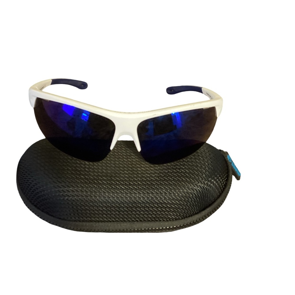 🚨Sale🚨!! Under Amour Sport Universal White Frame Sunglasses w/Blue Lenses
